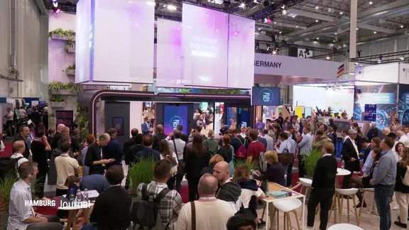 Messestände und Fachpublikum auf der UITP