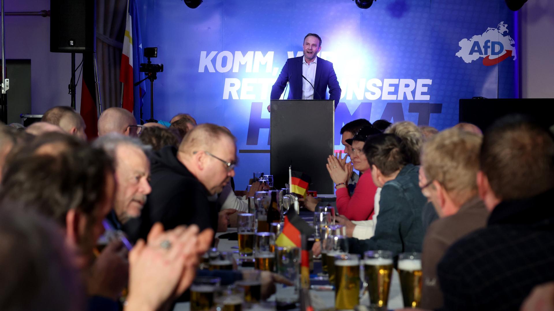 Aschermittwoch in Demmin: AfD teilt gegen politischen Gegner aus