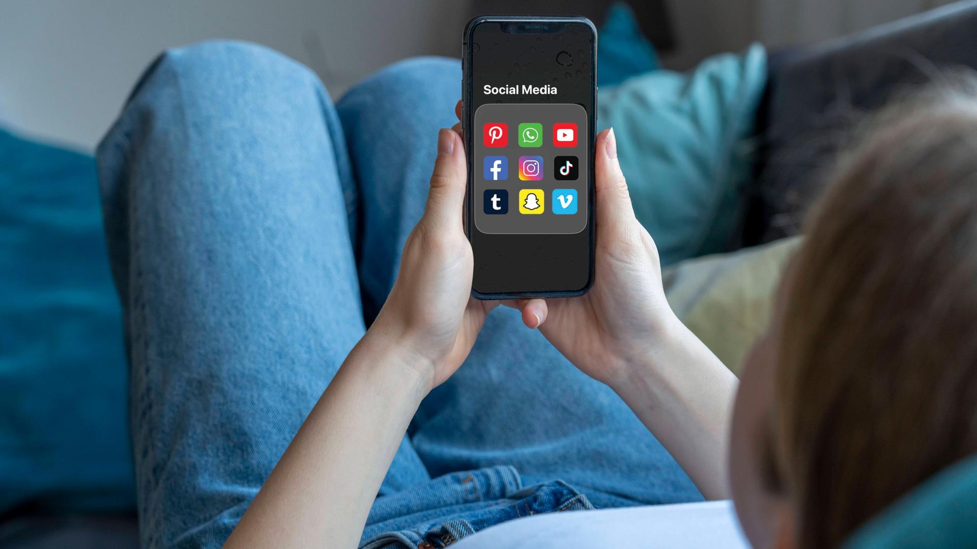 Zu viel Information - was Social Media so gefährlich macht