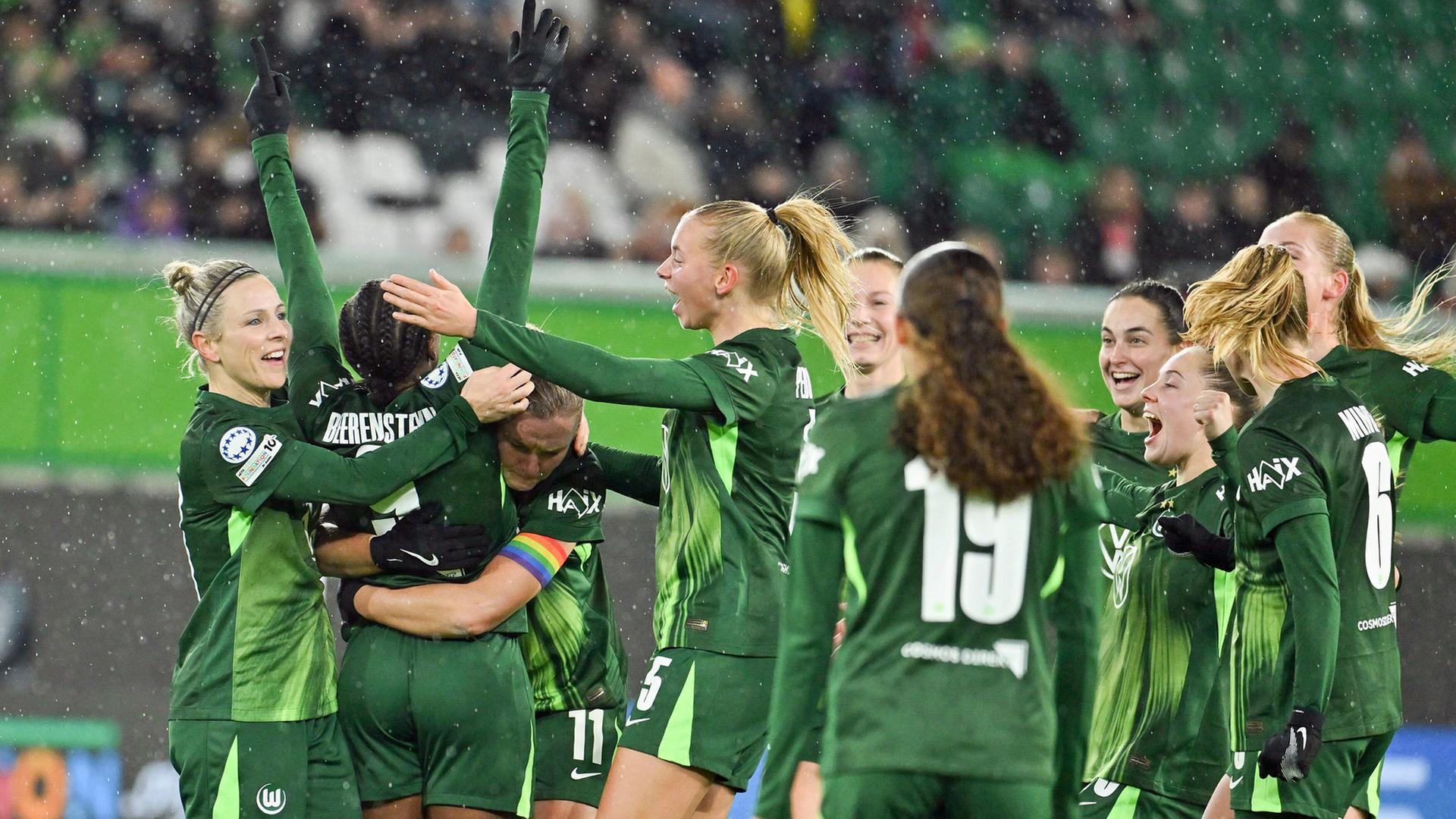 VfL Wolfsburg gegen Manchester United | picture alliance/dpa | Swen Pförtner