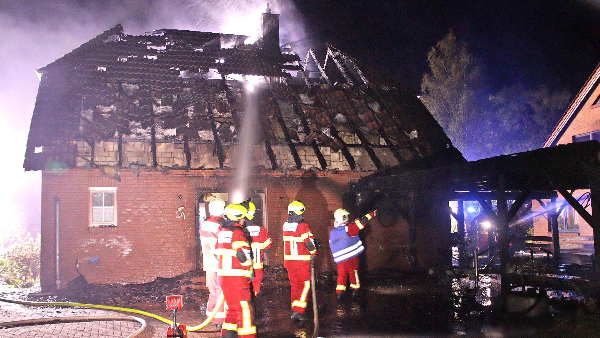 Wittenförden: Feuer zerstört Doppelhaushälfte