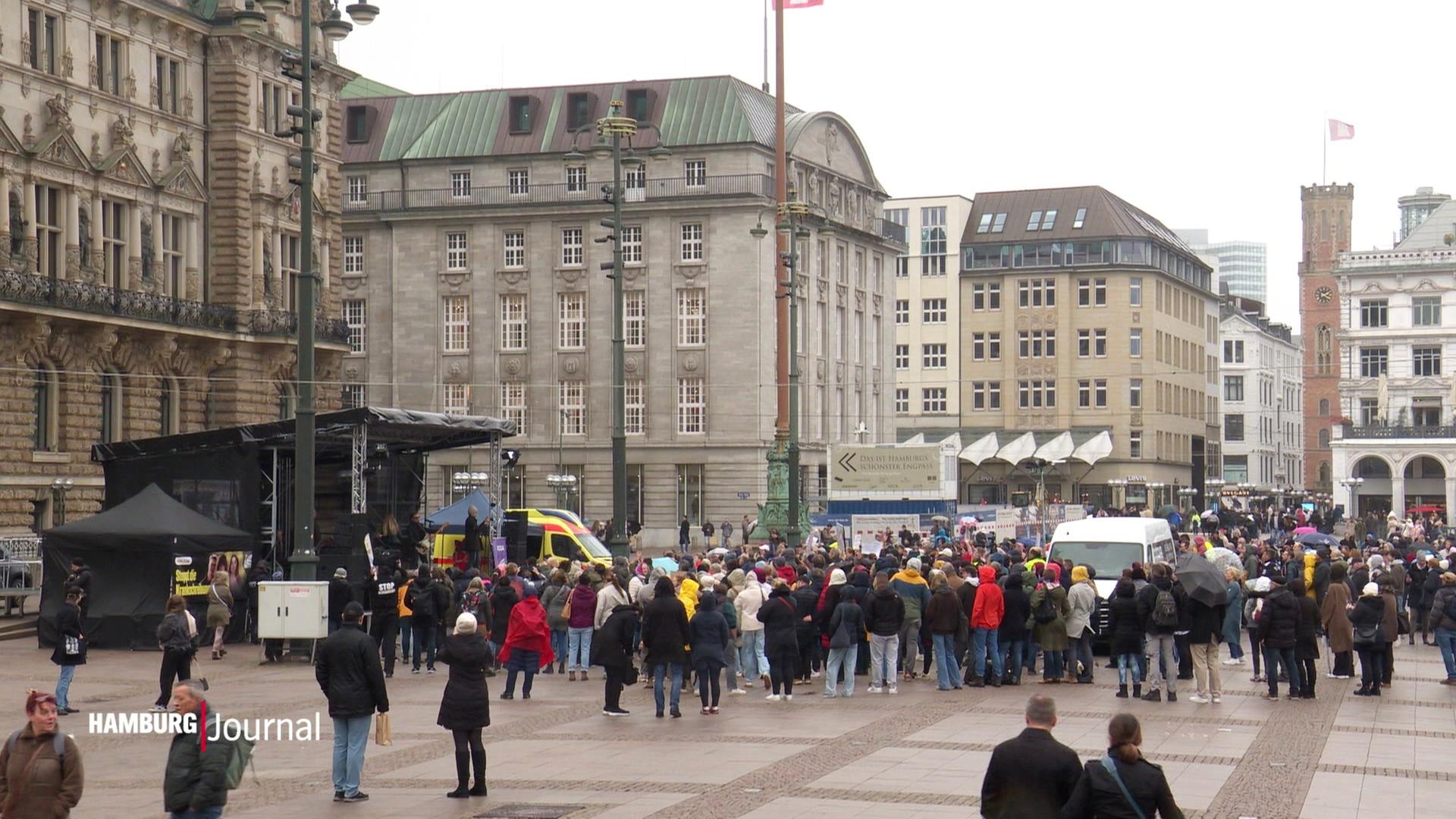 300 Menschen protestieren gegen Kürzungen im Gesundheitswesen
