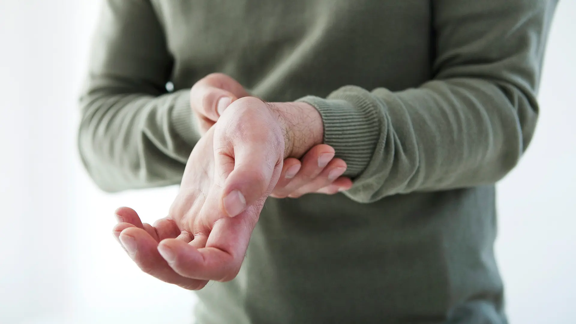 Sehnenscheiden-Entzündung: Symptome erkennen und behandeln