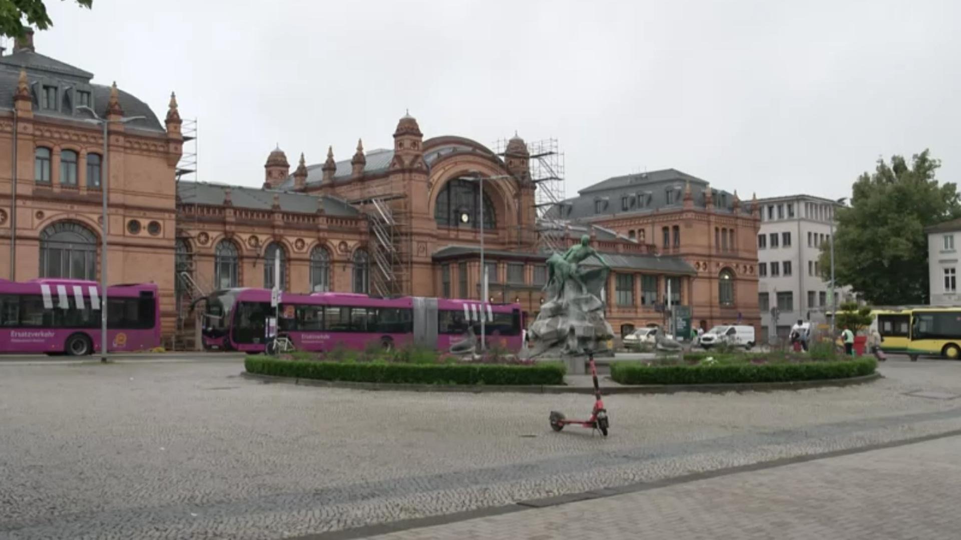 Bundespolizei findet Drogen und Messer bei Kontrolle am Schweriner Bahnhof