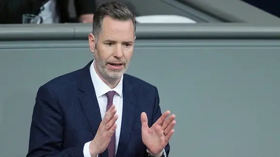 FDP-Fraktionschef Christian Dürr bei einer Rede im Bundestag.