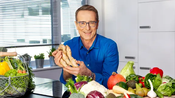 Ernährungs-Doc Dr. Matthias Riedl. | NDR, Claudia Timmann Ernährungs-Doc Dr. Matthias Riedl.