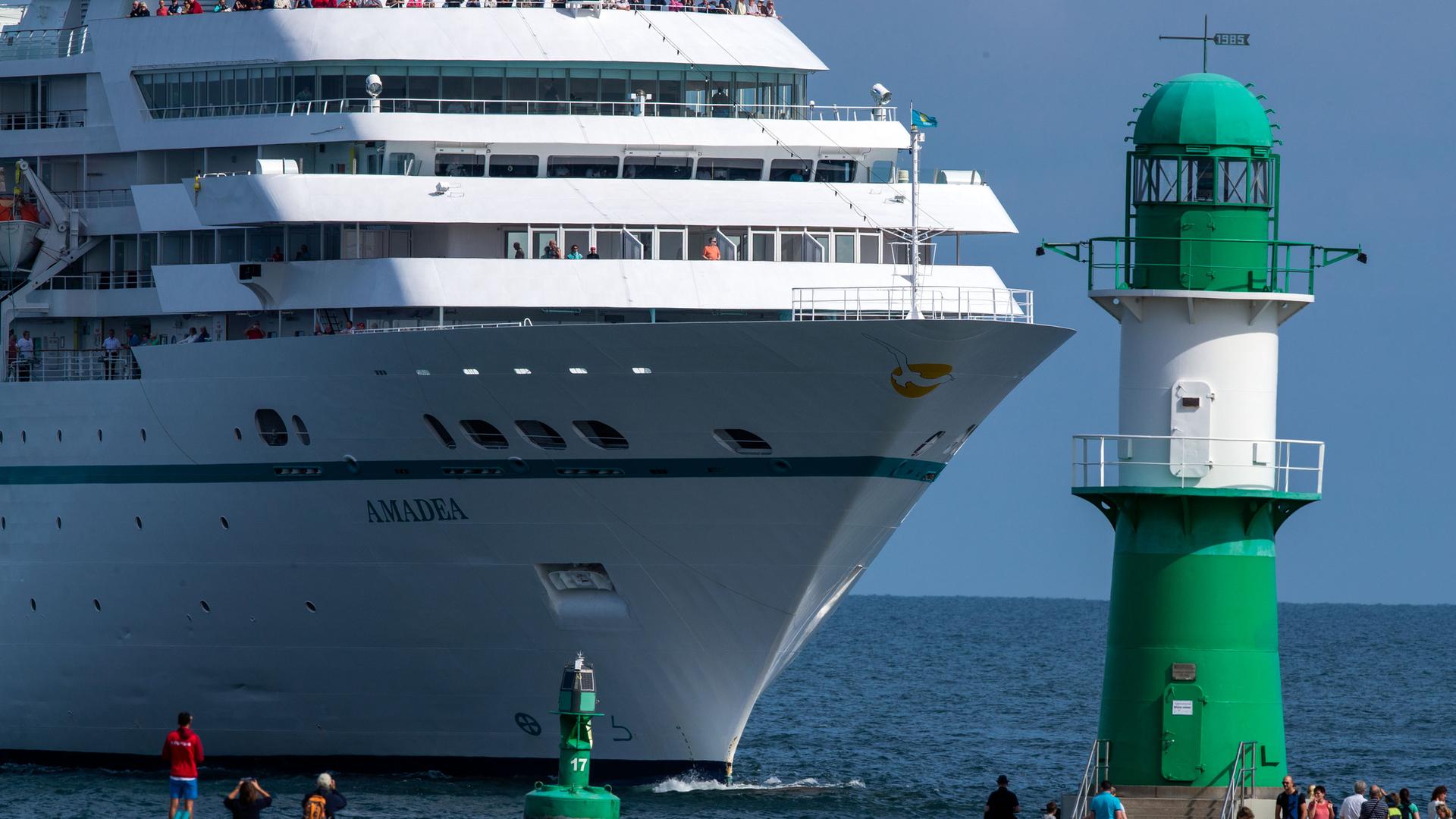 Warnemünde: "Das Traumschiff" schließt die Kreuzfahrtsaison ab