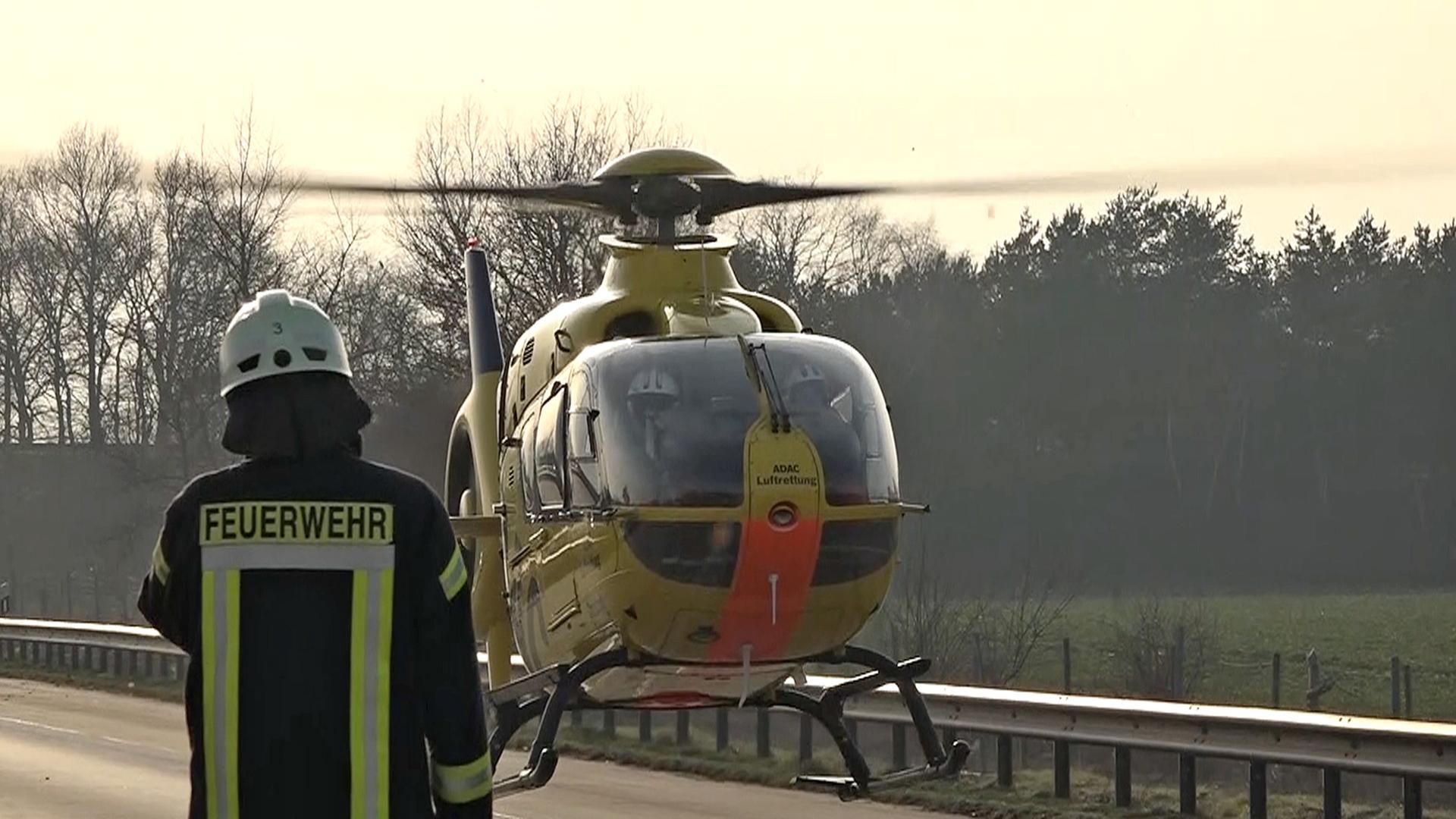 Auto auf A14 bei Ludwigslust ausgebrannt: Eine Person in Lebensgefahr
