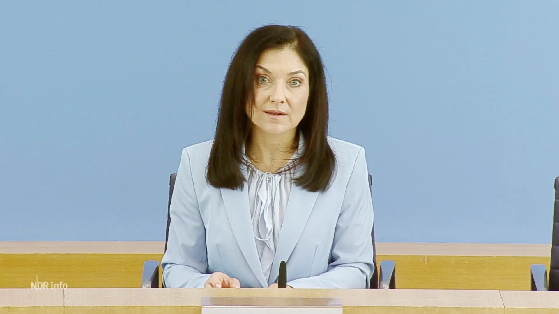 Bundesregierung halbiert Konjunkturprognose auf 0,5 Prozent