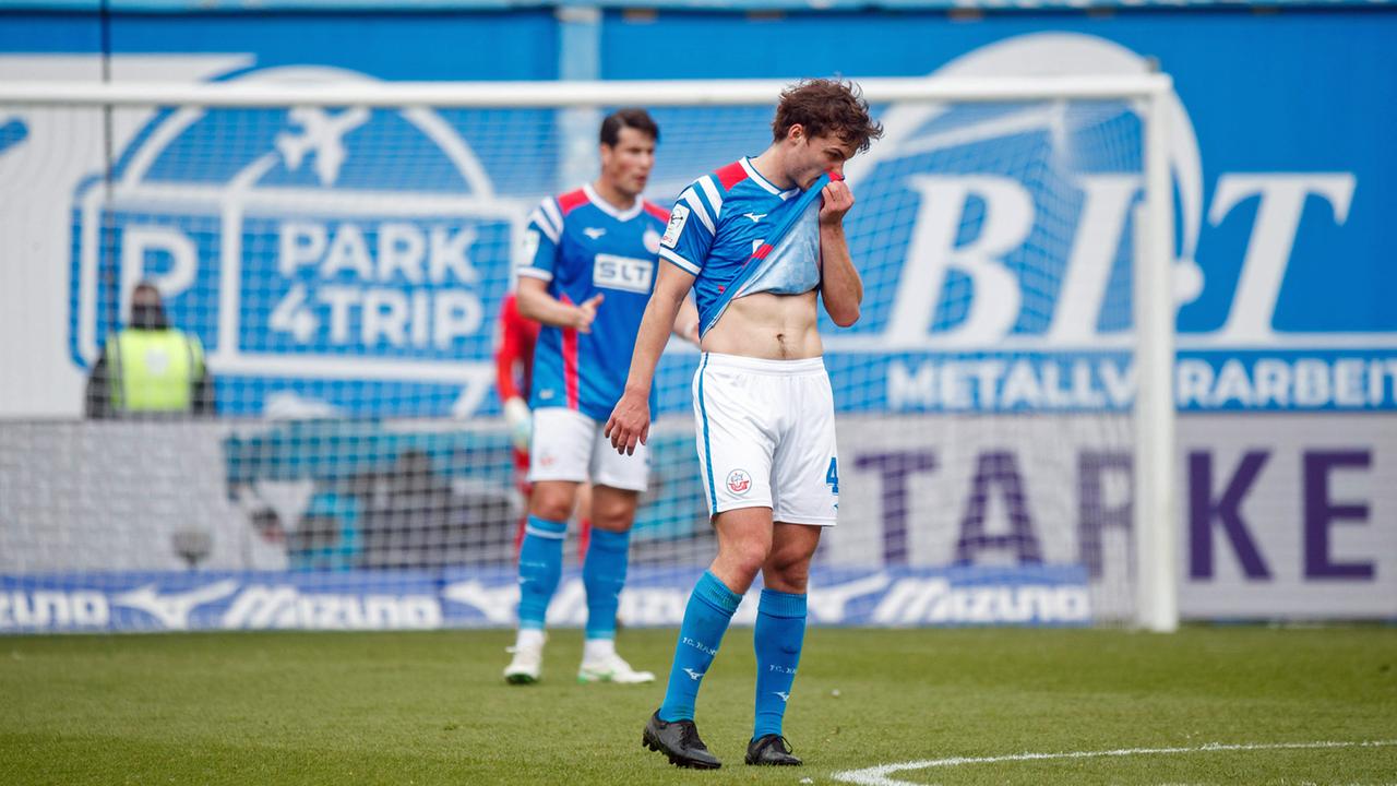 Aufstieg adé? Hottmann sorgt für Hansa Rostocks Heimdebakel