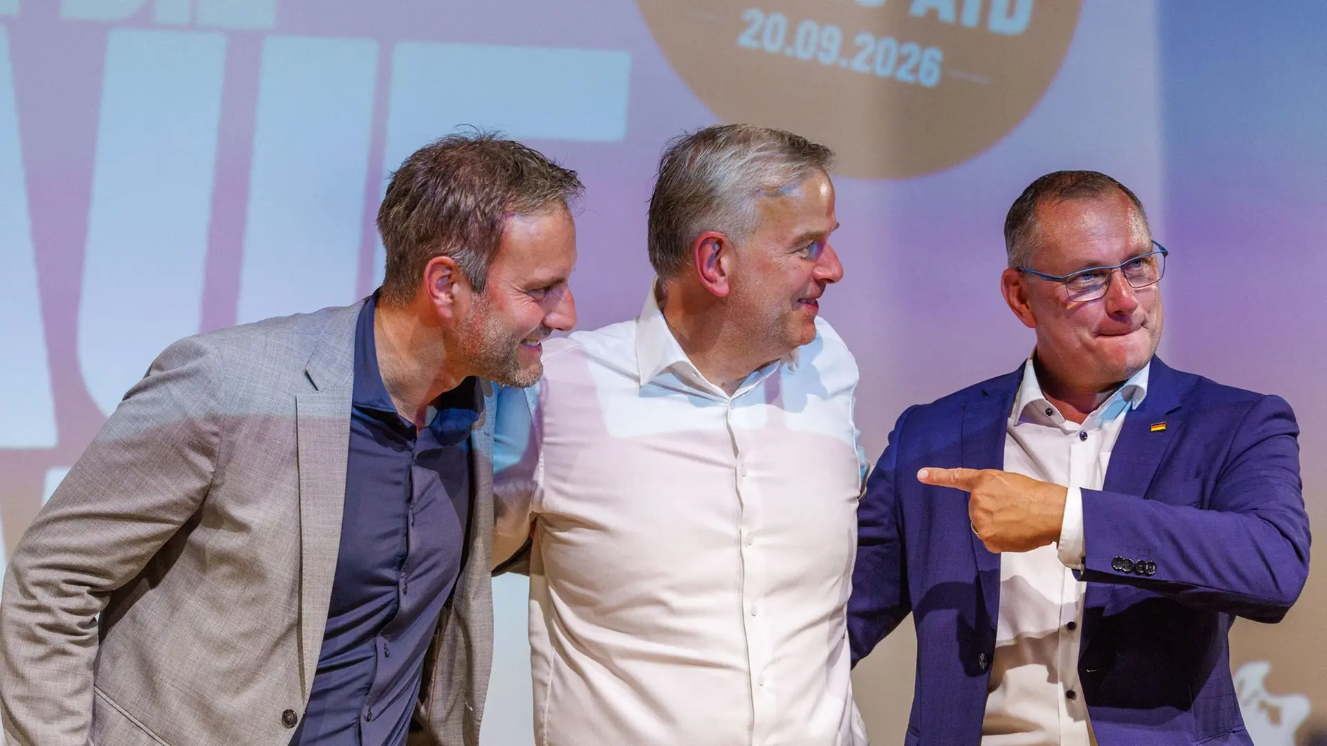 Parteiprogramm Afd AfD in Grimmen: Parteichefin Weidel sagt ab und die CDU demonstriert ...