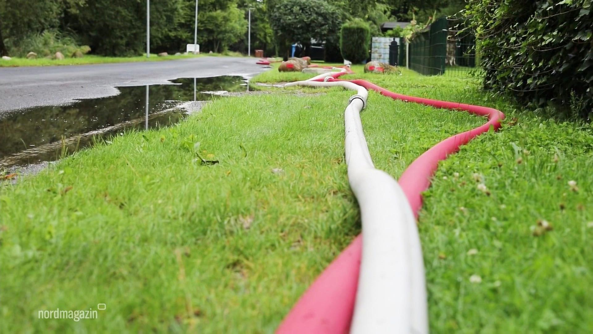 Feuerwehreinsatz nach Unwetter in Rostock-Hinrichsdorf