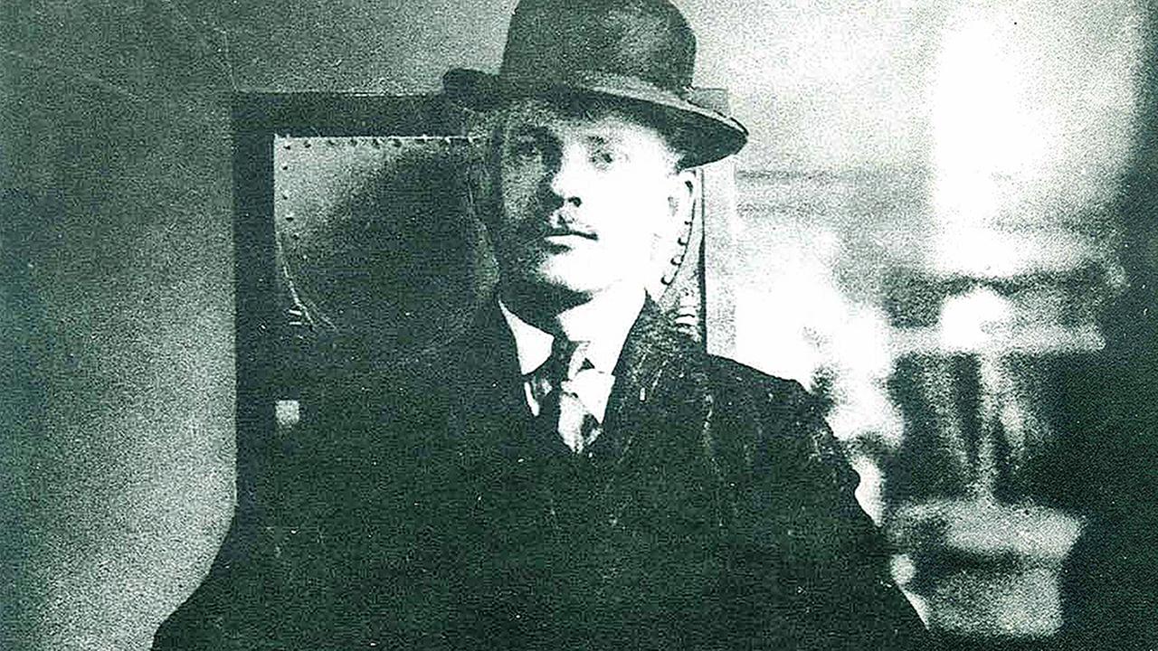 Eine historische Aufnahme aus dem Jahr 1911 zeigt Adolf Petersen, auch 