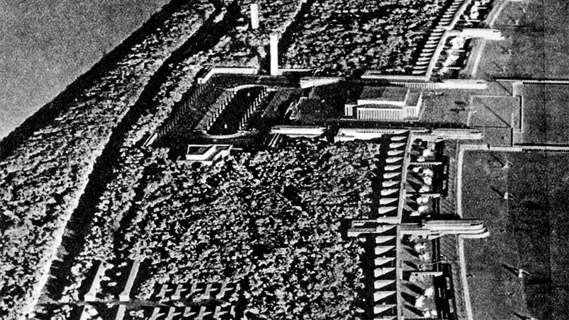 NS-Bau Prora: 1936 Grundstein für 