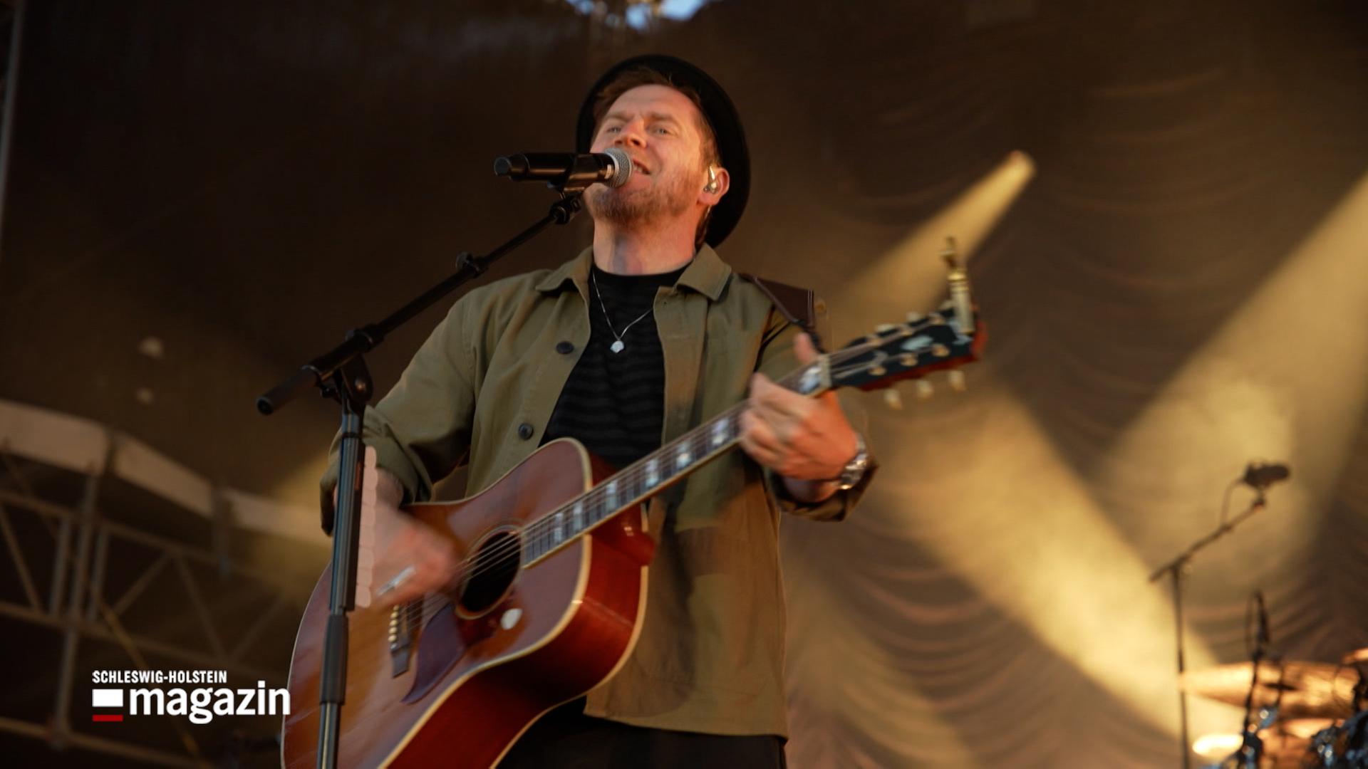 Johannes Oerding rockt Watttribüne in Büsum