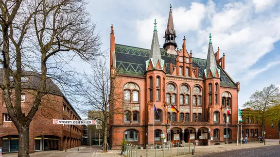 Das Rathaus in Neumünster.