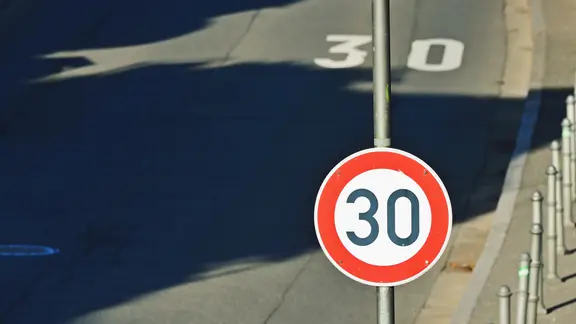 Eine Tempo-30-Zone.