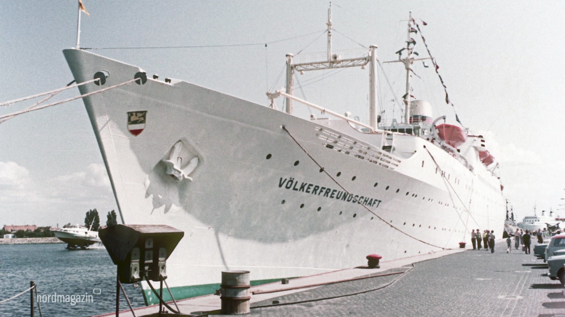 Die Völkischen in Deutschland Zeitreise: Erstes DDR-Urlauberschiff sticht 1960 in See | ndr.de