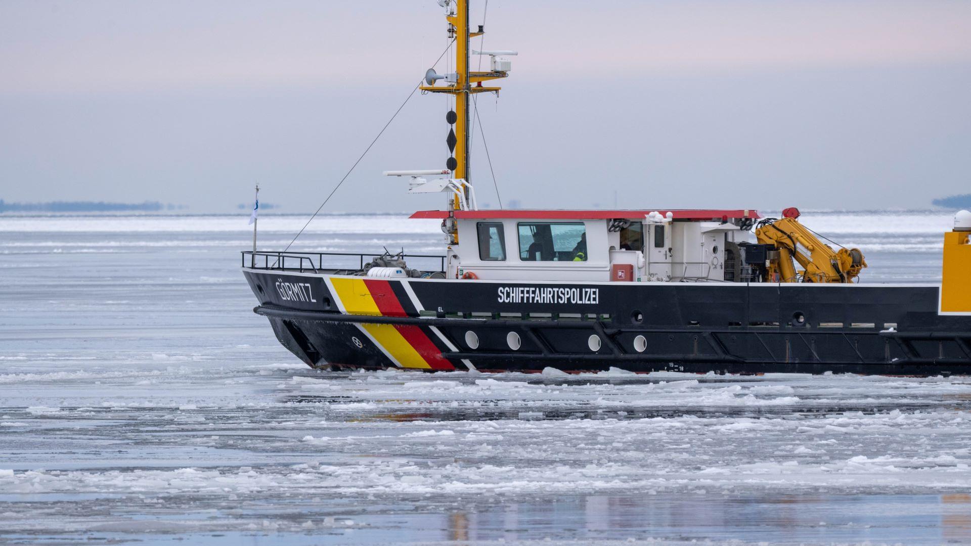 Wegen Eis: Nachtfahrtverbot im Greifswalder Bodden