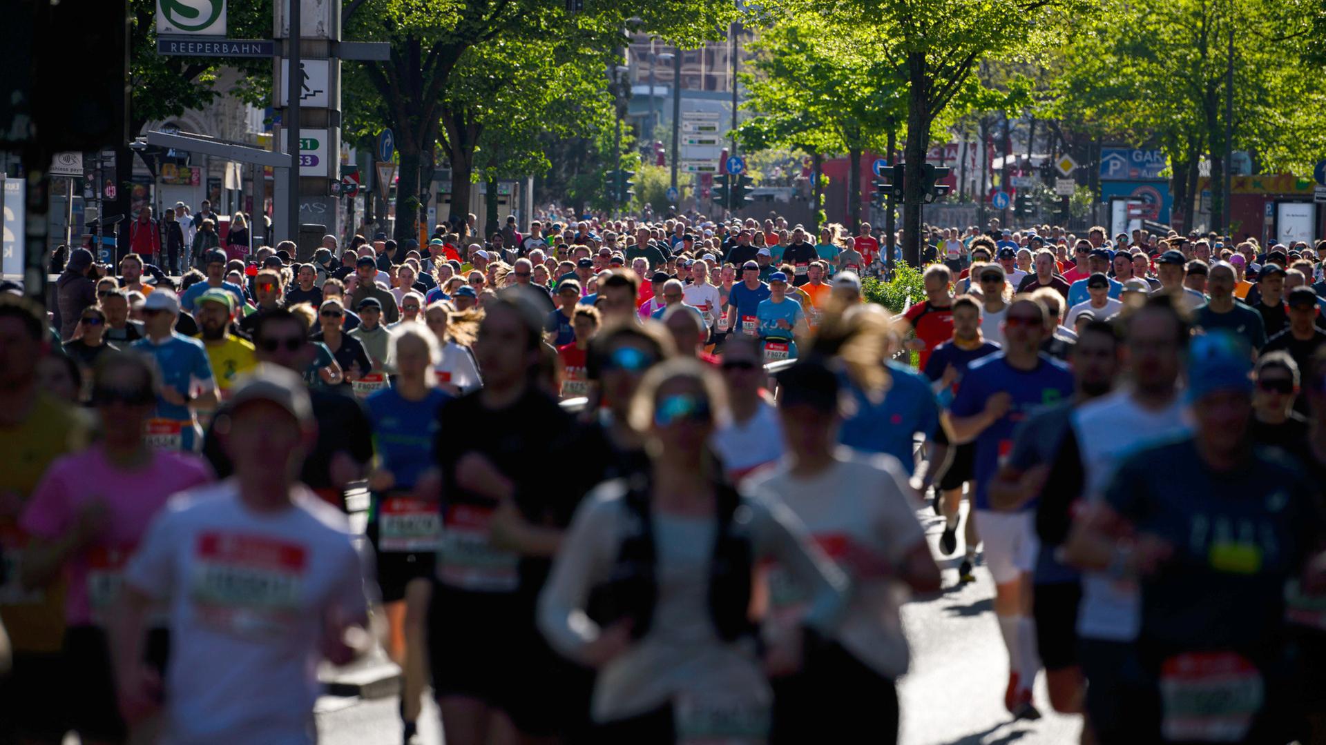 Halbmarathon und Harley Days: Wo Hamburgs Straßen am Sonntag dicht sind