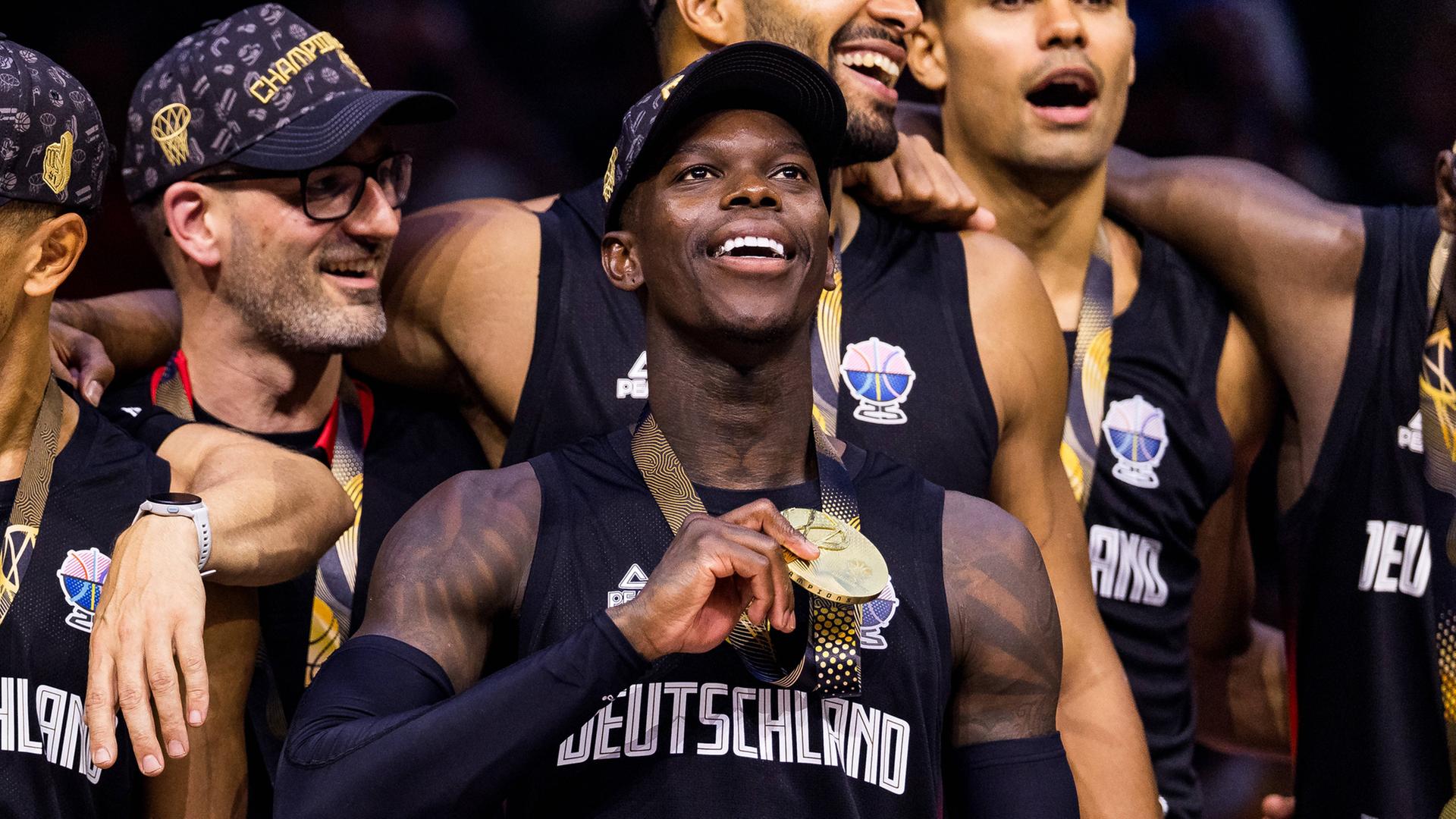 Dennis Schröder | IMAGO/Beautiful Sports