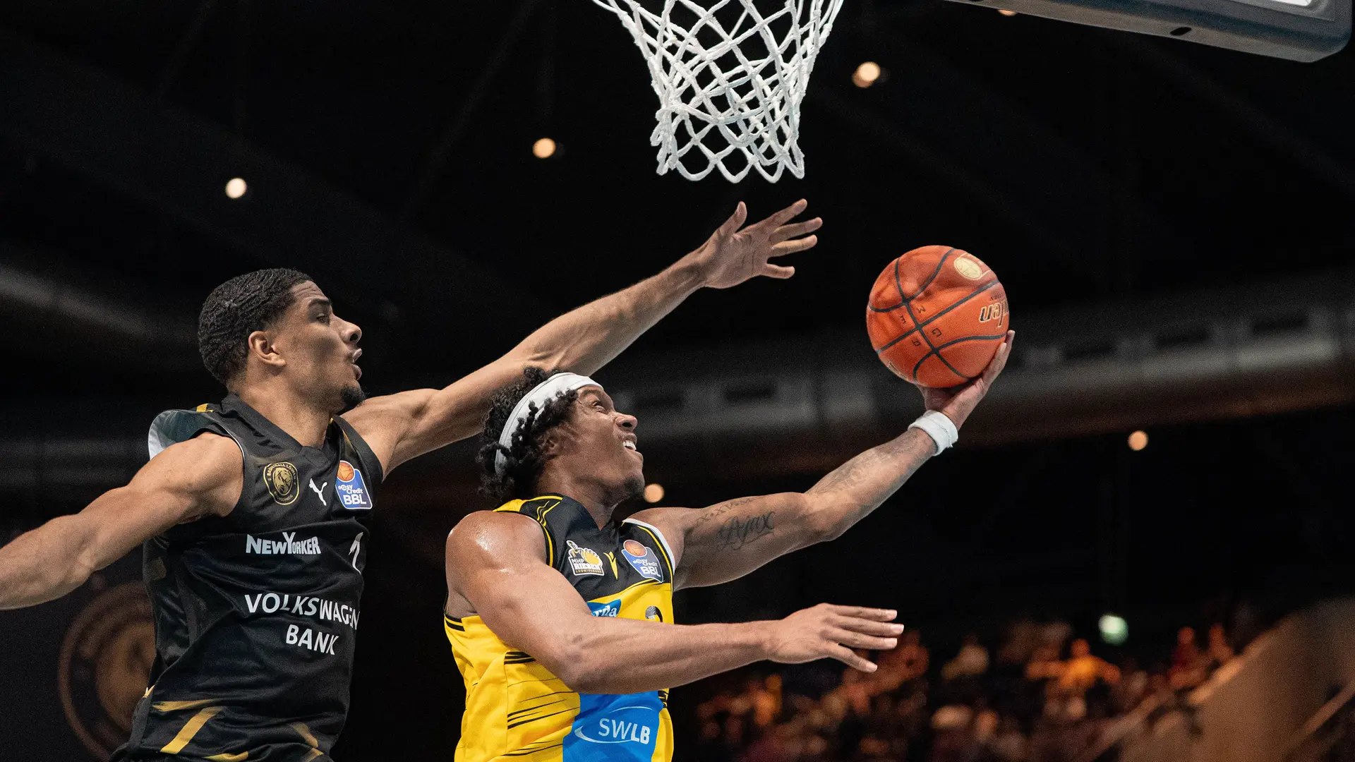 Basketball-Krimi in Braunschweig: Löwen wenden Abstieg vorerst ab