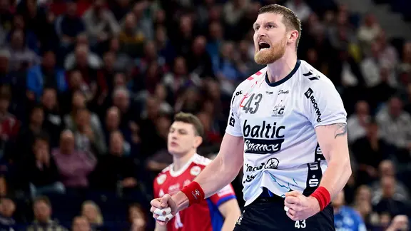 Flensburgs Blaz Blagotinsek jubelt.