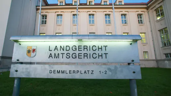 Blick auf das Land- und Amtsgericht in Schwerin