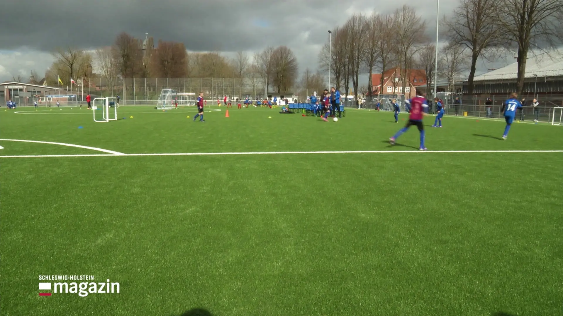 Ein neuer Kunstrasenplatz für den TuS Krempe