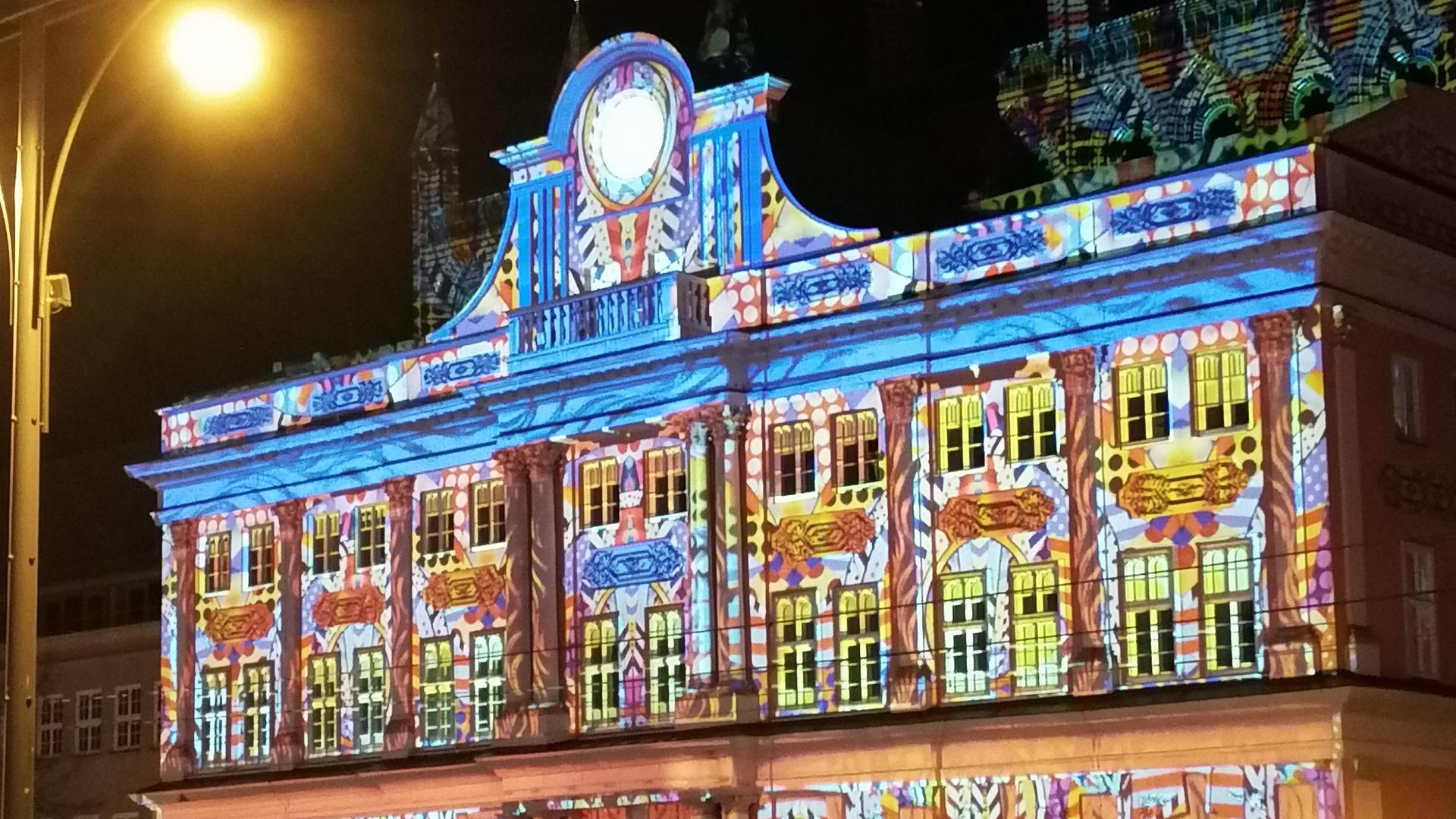 Spenden-Rekord bei Lichtwoche: 26.000 Euro für Rostocks Vereine