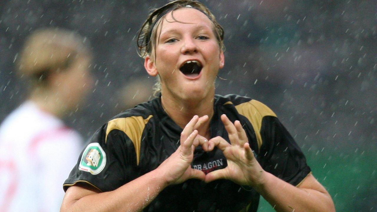 Bayern - Wolfsburg: Alexandra Popp hofft auf 14. DFB-Pokal-Triumph in ihrer Karriere