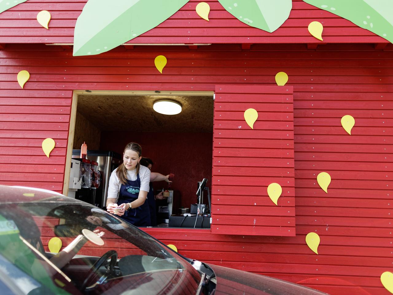 Erdbeer-Drive-in statt Burger und Pommes