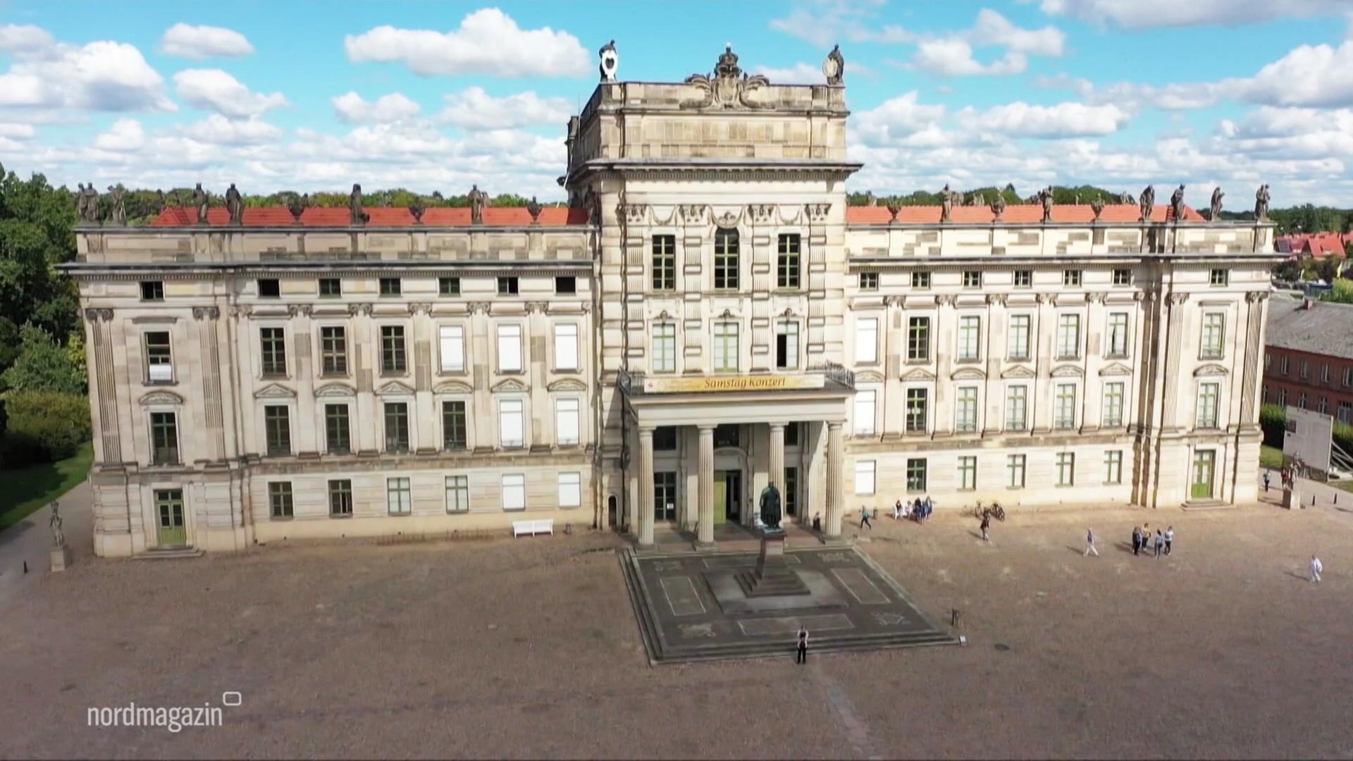 Zeitreise: Schlossgeschichte - Donata Herzogin zu Mecklenburg