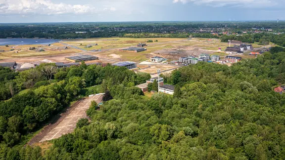 Das Gelände des ehemaligen Fliegerhorsts Oldenburg aus der Luft.
