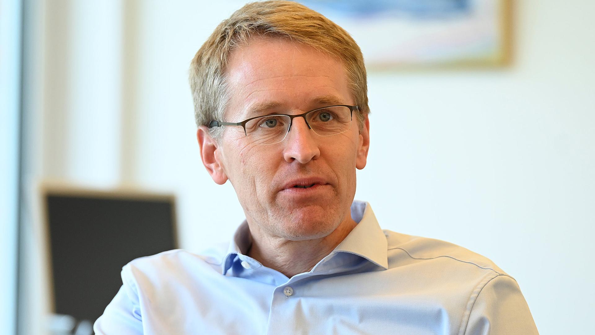 Günther: Wehrdienst-Rückkehr ist „Schritt in die richtige Richtung“