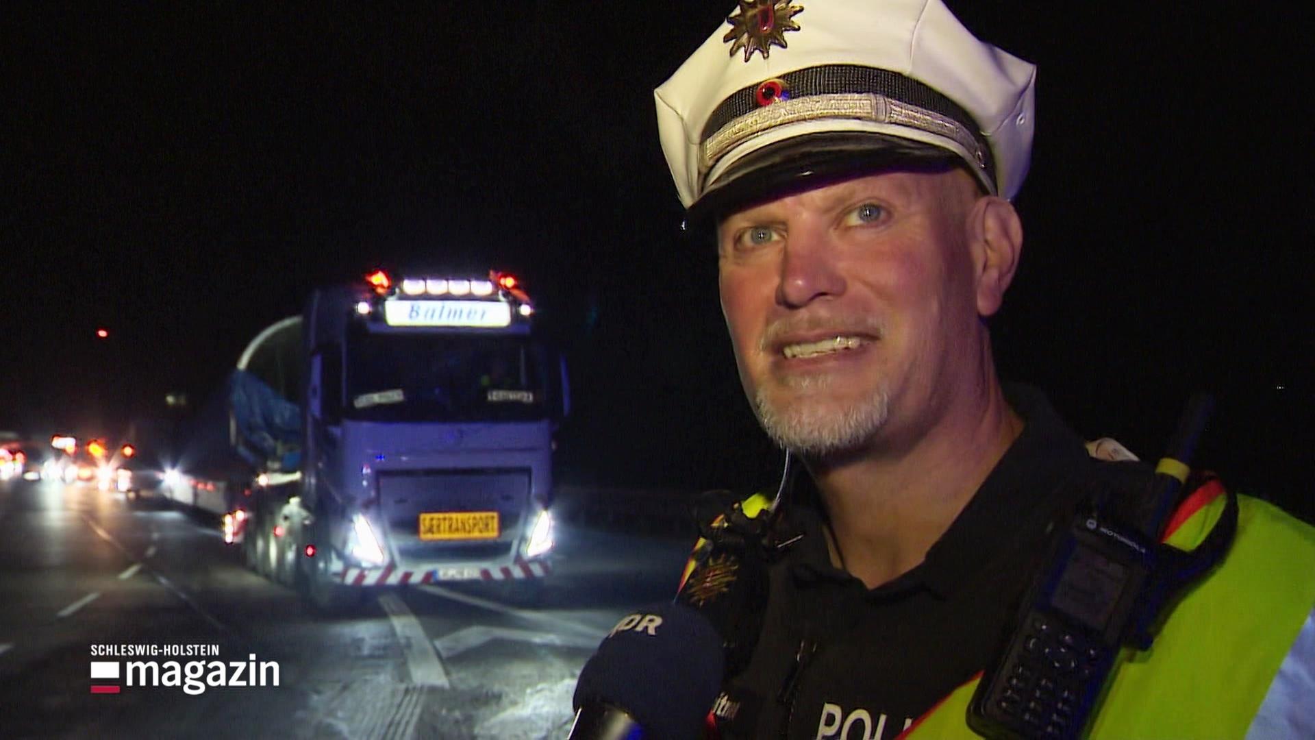 Falsch abgebogen: Schwertransport strandet auf A215 vor Kiel