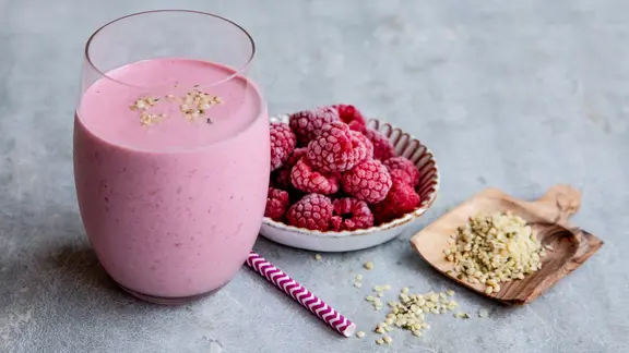 Protein Shakes Zum Zunehmen Selber Machen Proteine zum Trinken: Eiweißreiche Shakes selber machen | ndr.de