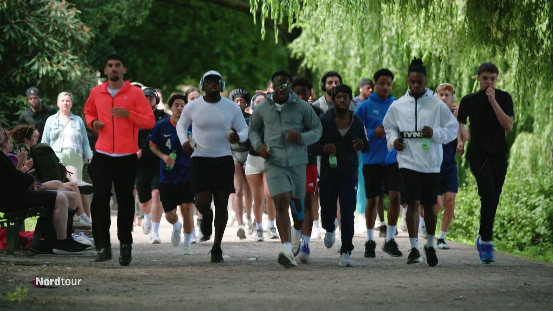 Joggende treffen sich zum Meet and Run um die Alster. | Screenshot