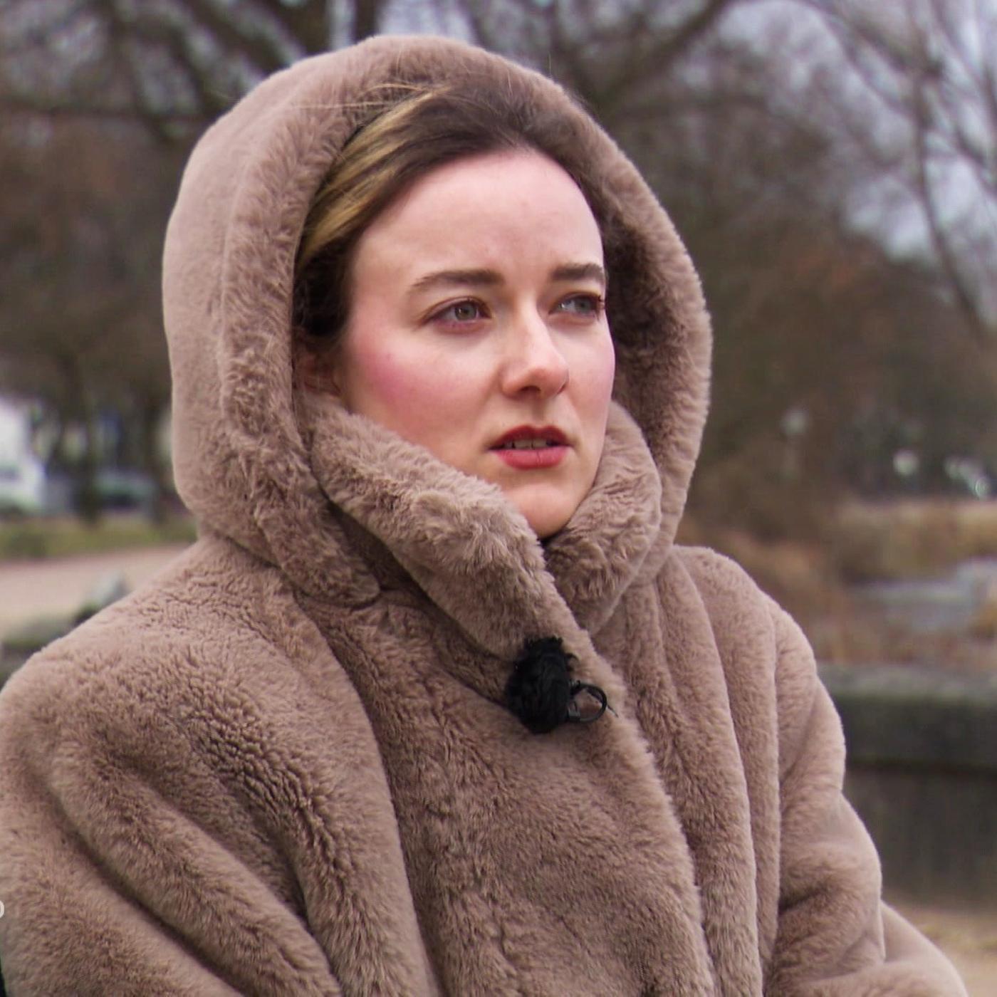 Yosh qiz bilan eski lezbiyen