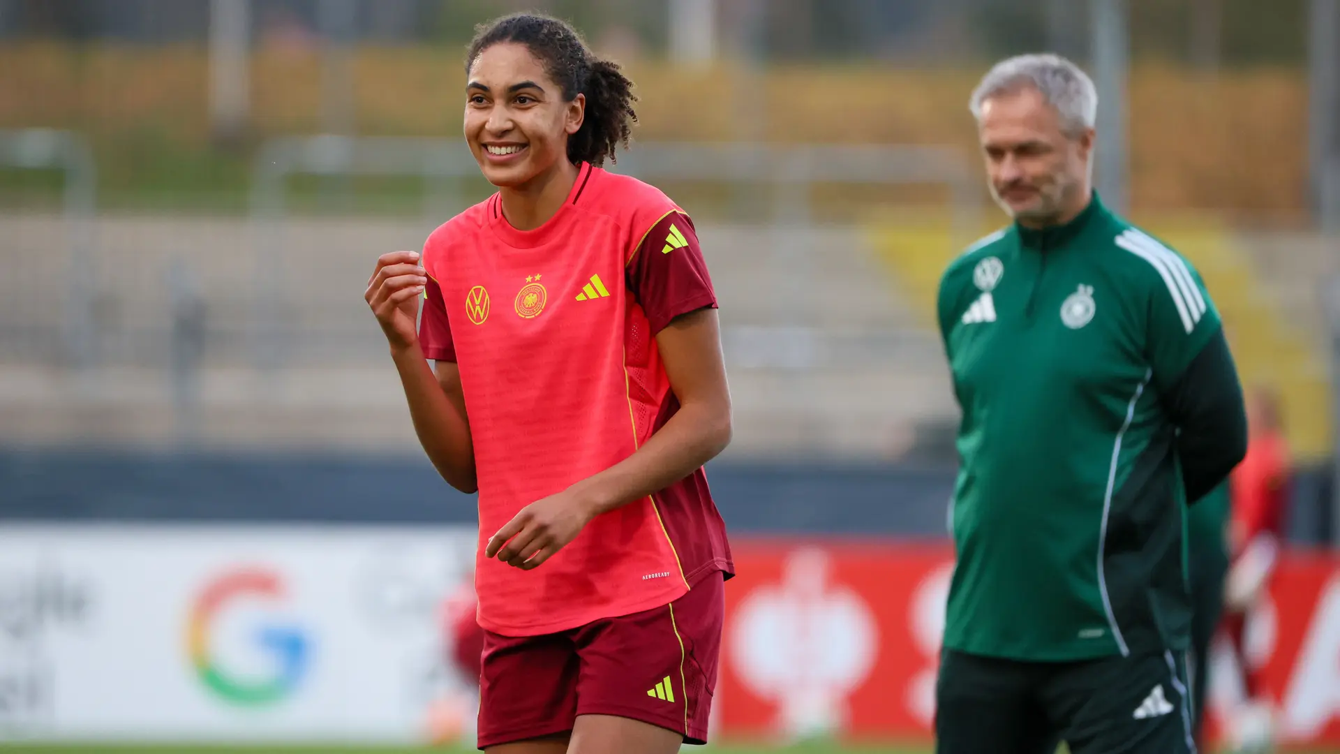 DFB-Frauen wieder mit Zicai - Mühlhaus nur auf Abruf