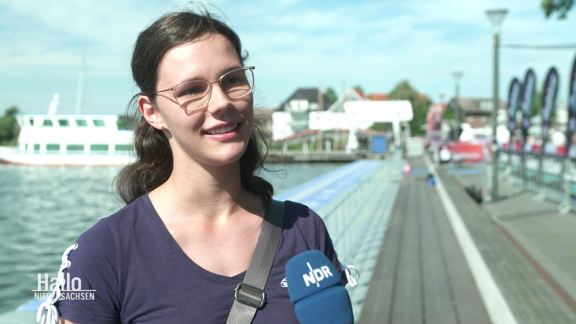 Sabrina Müller erzählt von ihrem ersten Triathlon.  | Screenshot