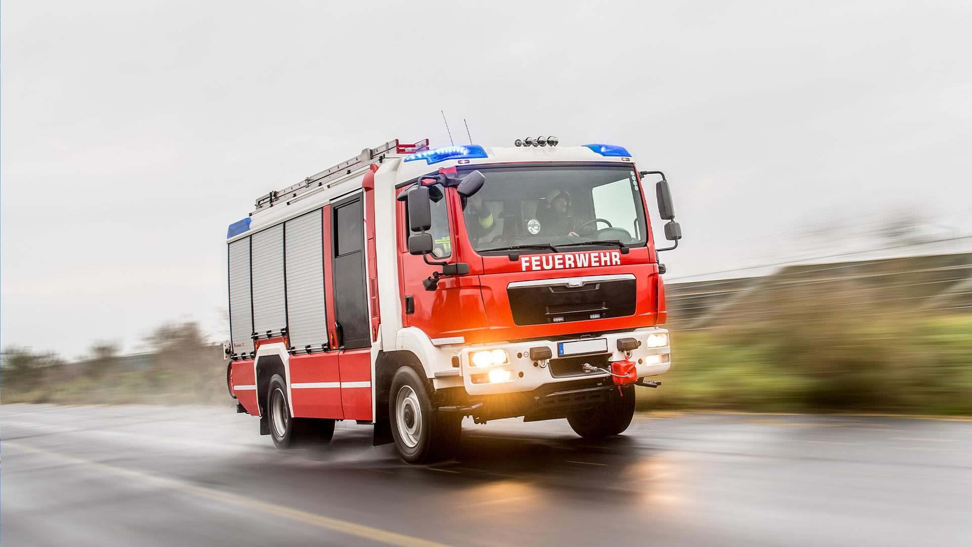 Explosion und Feuer in Mehrfamilienhaus im Kreis Schleswig-Flensburg