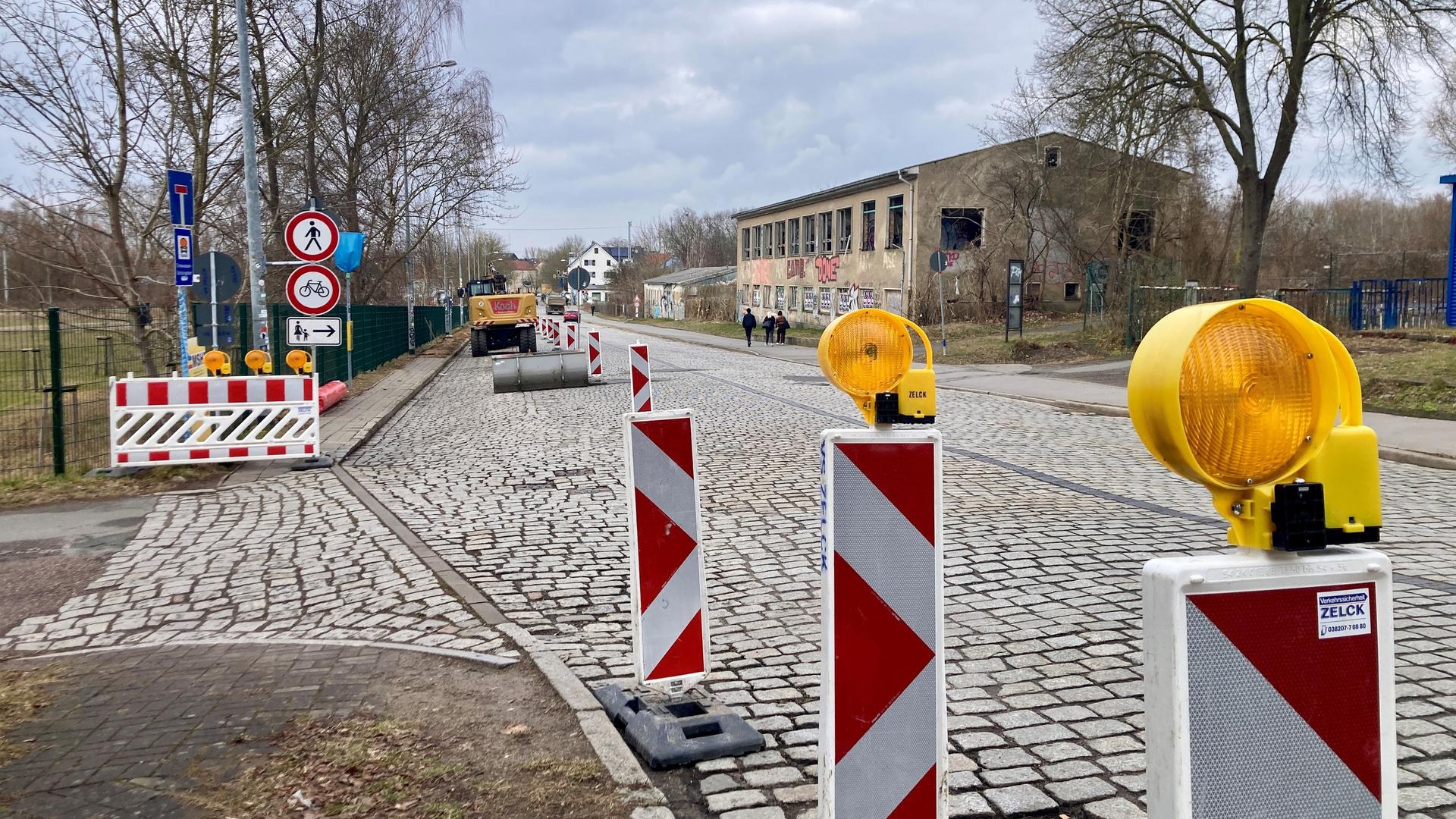 Rostock: Fußweg an Neubrandenburger Straße wieder freigegeben