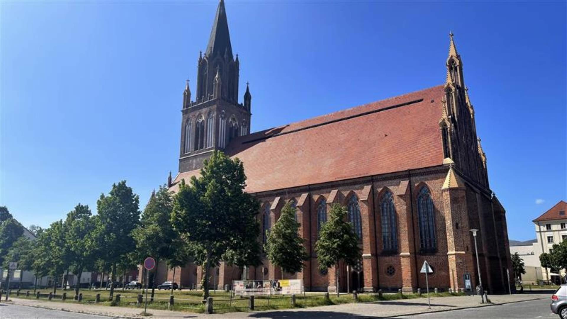 Festkonzert in Neubrandenburg zum Tag der Deutschen Einheit