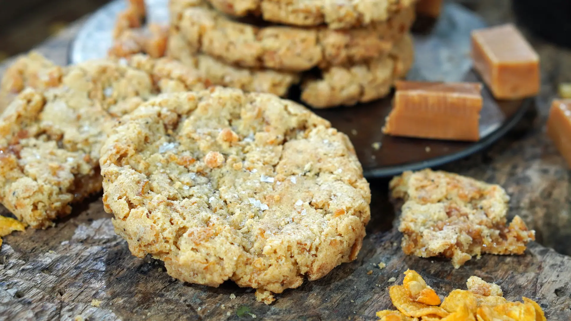 DAS! schmeckt: Soft Cookies mit Karamell und Cornflakes