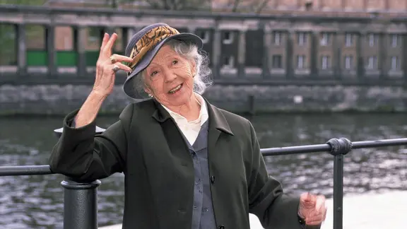 Inge Meysel: Die "Mutter der Nation" war gerne unverschämt | ndr.de