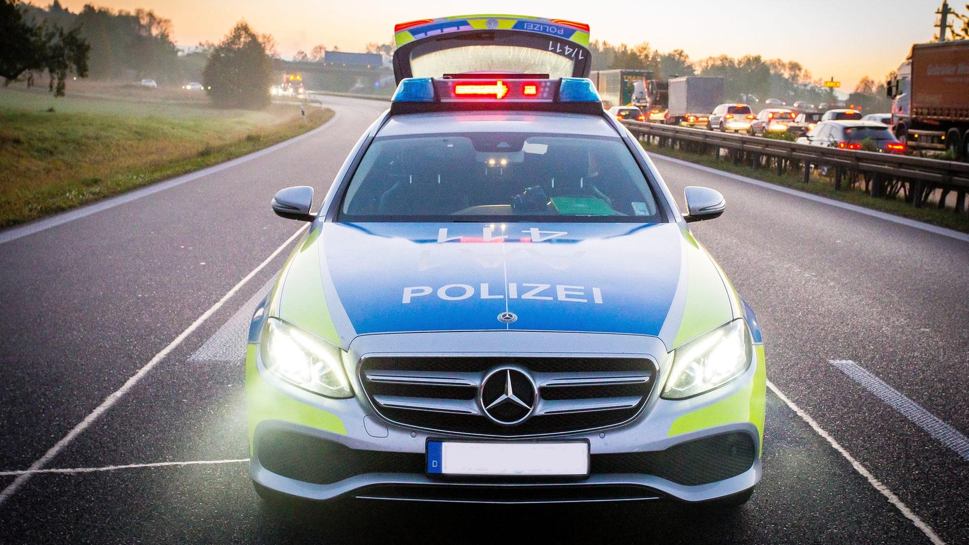 A2 bei Lauenau gesperrt: Wieder brennt ein Lkw