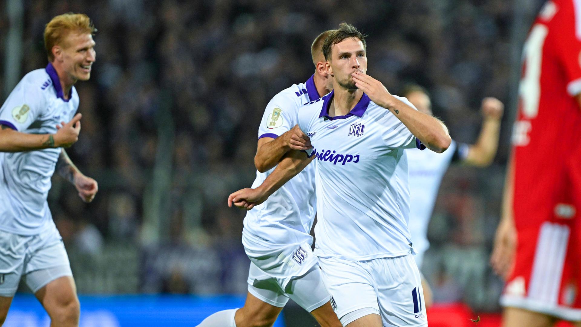 "Extrem geil" - VfL Osnabrück trotz Pokal-Aus gegen Bayern München stolz