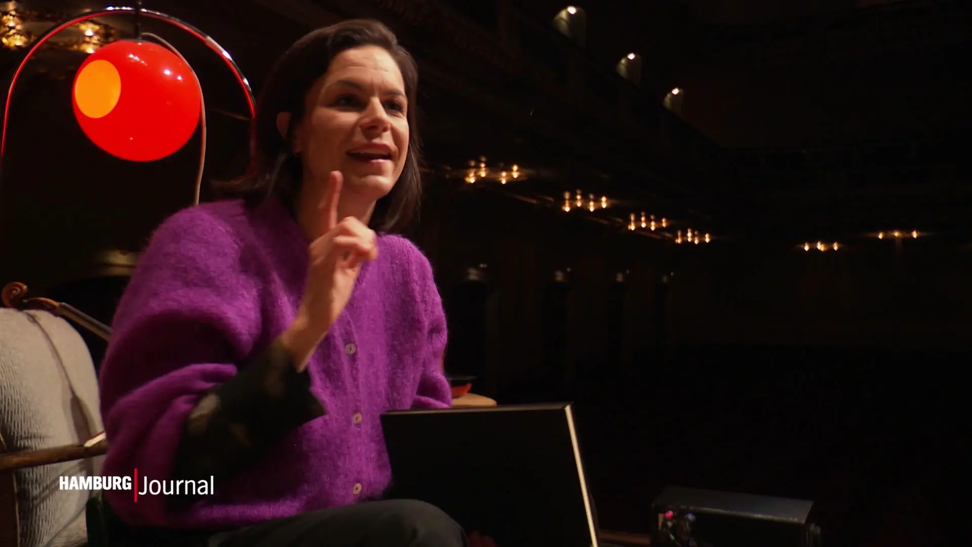 Marie-Sünje Schade: Die neue Leiterin des Ensemble Resonanz | ndr.de