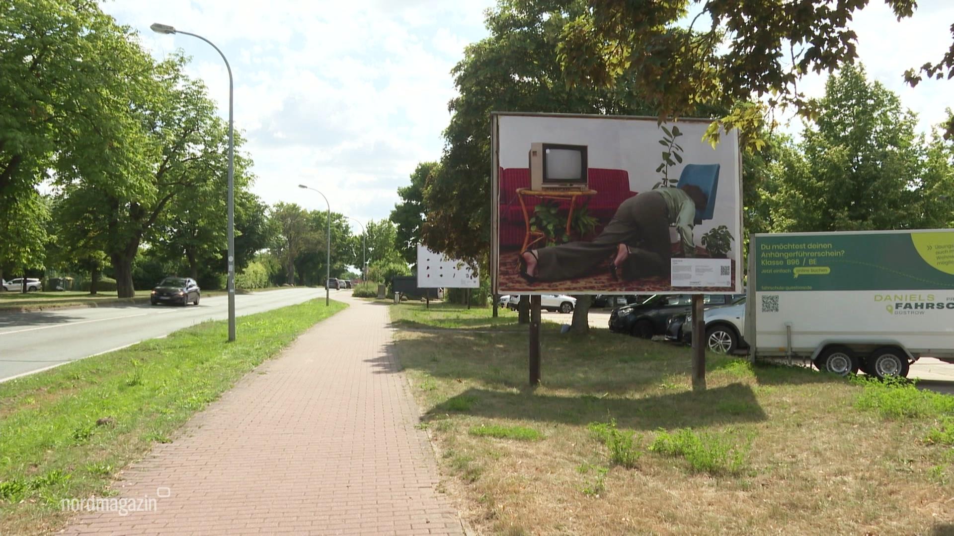 Werbeflächen mit künstlerischen Arbeiten  in Güstrow | Screenshot